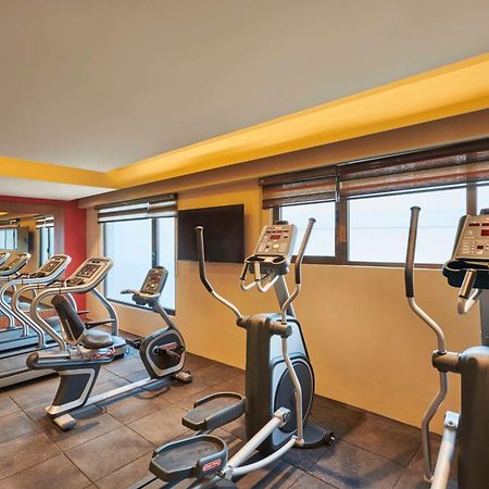 Hilton Garden Inn Lucknow Ngoại thất bức ảnh