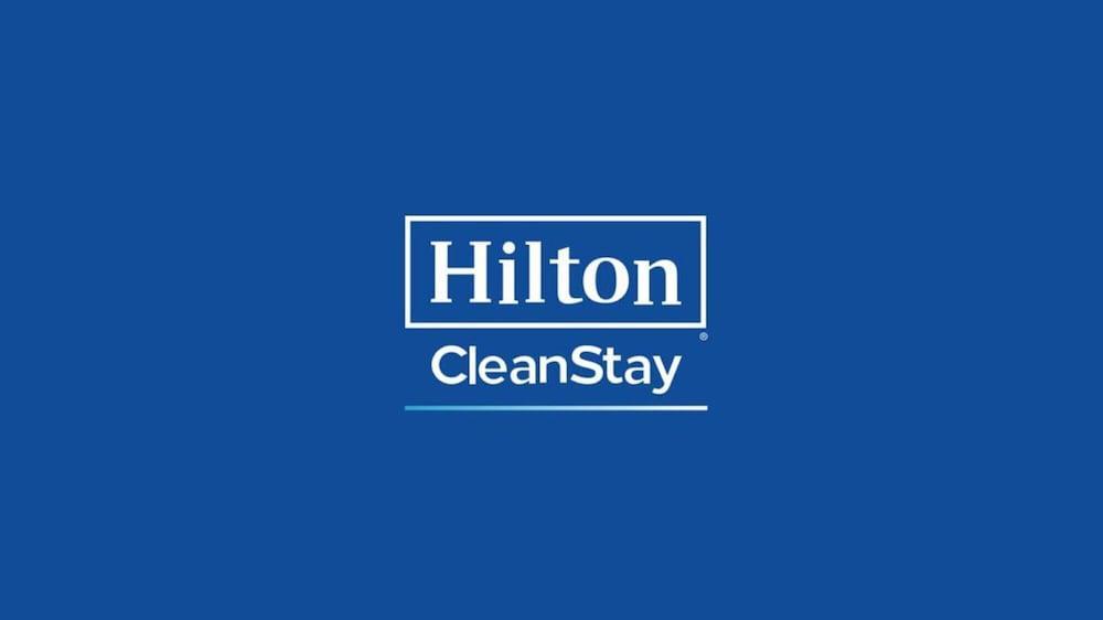 Hilton Garden Inn Lucknow Ngoại thất bức ảnh