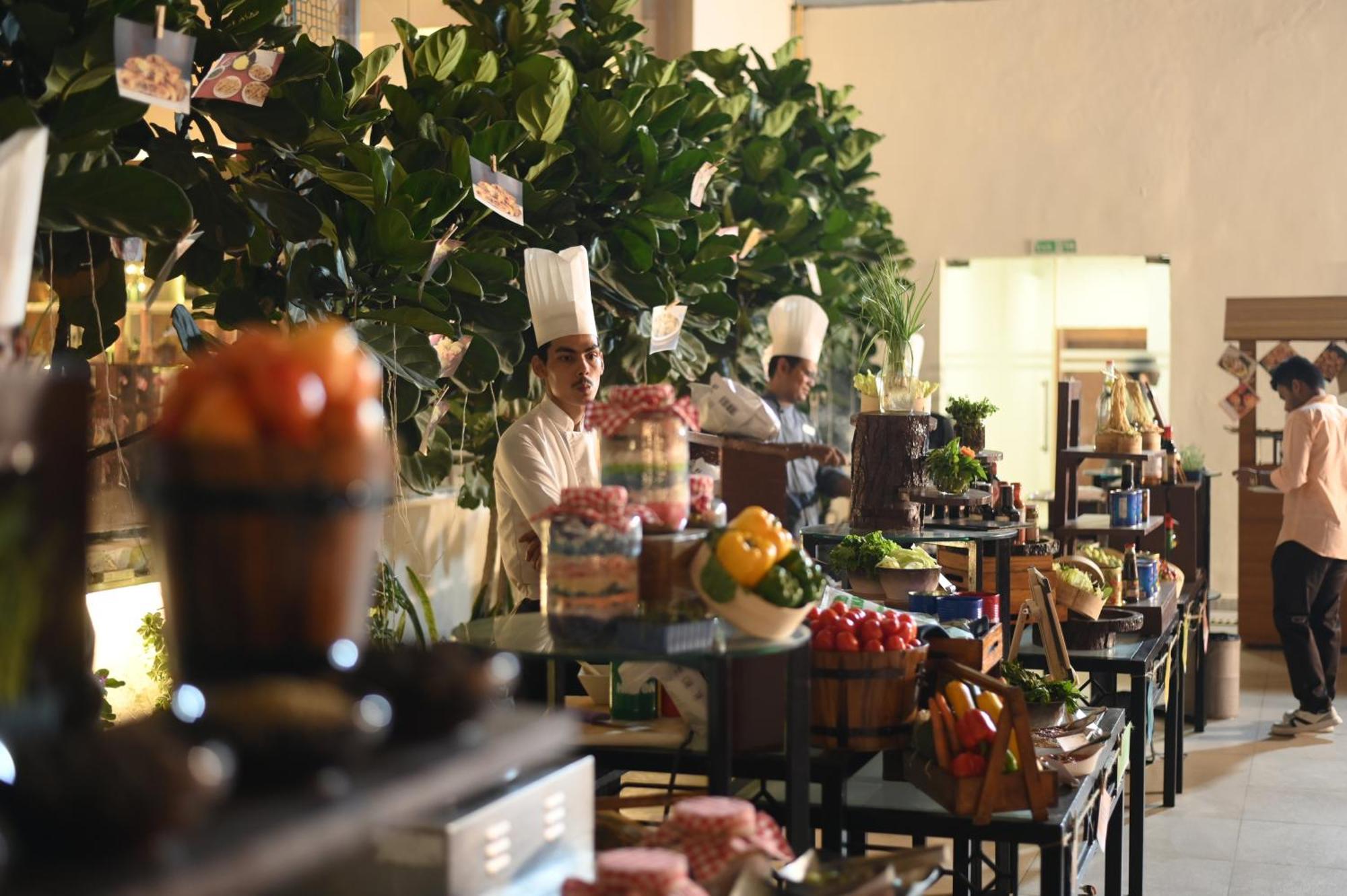 Hilton Garden Inn Lucknow Ngoại thất bức ảnh