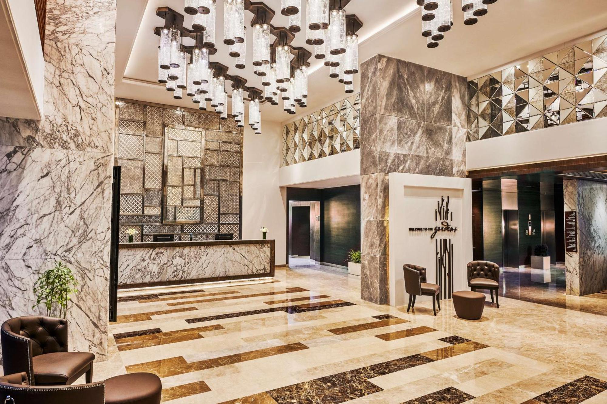 Hilton Garden Inn Lucknow Ngoại thất bức ảnh